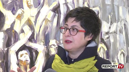 Report TV -Ekspozita /Blerta Xhomo zhvesh figurat njerëzore nudo në 'Pezull'