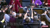 Pedro Sánchez, elegido presidente del Gobierno, es felicitado por Pablo Iglesias