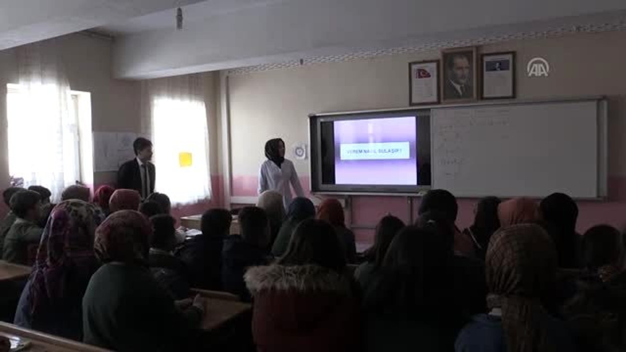 Köy çocuklarına verem hastalığı ve önlemleri anlatıldı