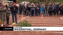 In Germania il torneo di lancio dell'albero di Natale
