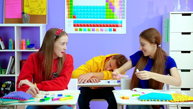 TOP SIBLING PRANKS! Trick Your Sisters and Brothers Funny DIY Pranks by 123 GO!