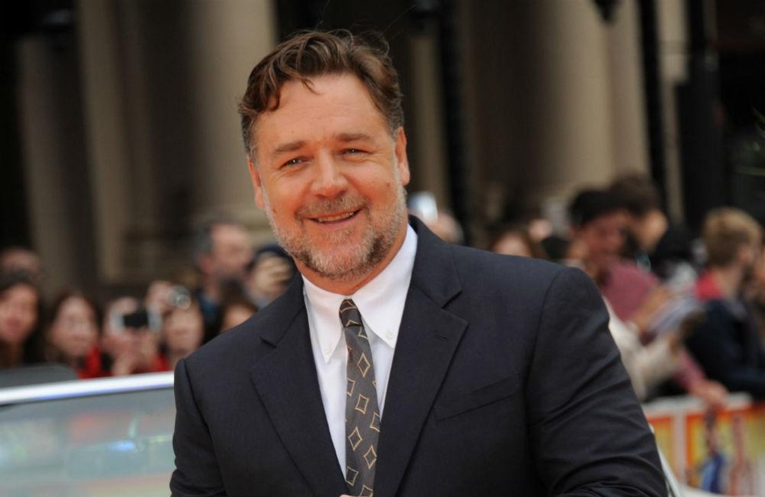 Russell Crowe: absent des Golden Globes, il fait passer un message urgent sur le réchauffement climatique