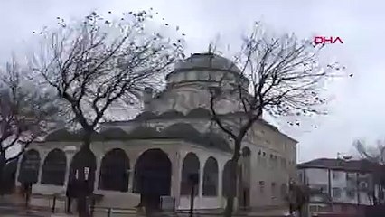 Depremde minaresi yıkılmıştı: Fırtınada da kubbe kaplamaları uçtu