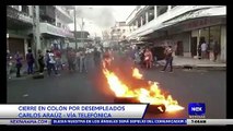Grupo de mujeres cierran la vía en Colón - Nex Noticias