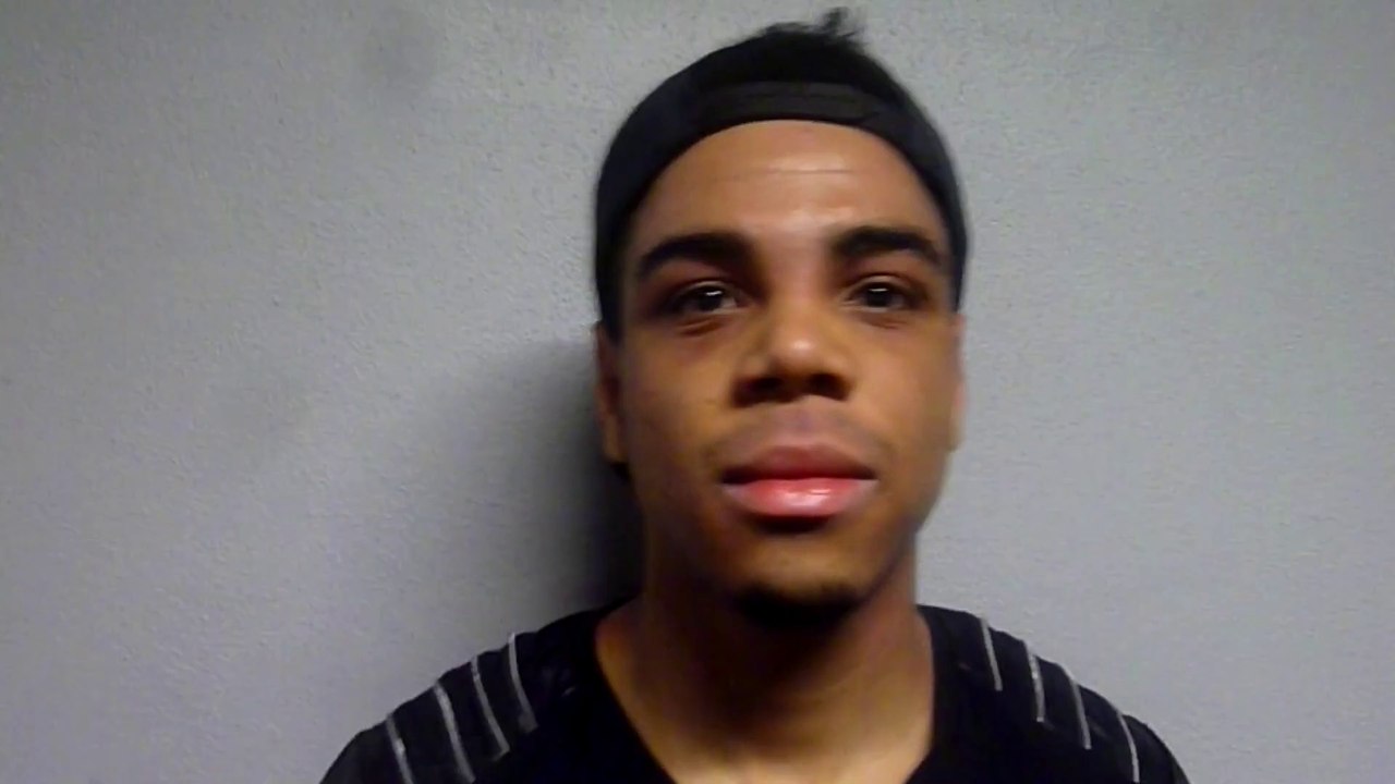 Hockey sur glace Interview de Doug Ongagou-Essora , # 9 Attaquant des Boxers de Bordeaux II, le 04/01/2020 Bordeaux II VS Cholet II