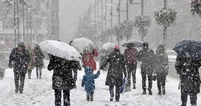 Meteoroloji'den peş peşe uyarılar geldi! Birçok ilde sağanak ve kar yağışı etkili olacak