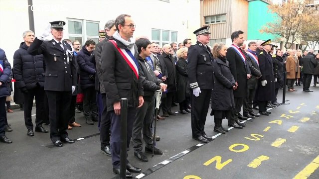 A Charlie Hebdo elleni merényletre emlékeztek