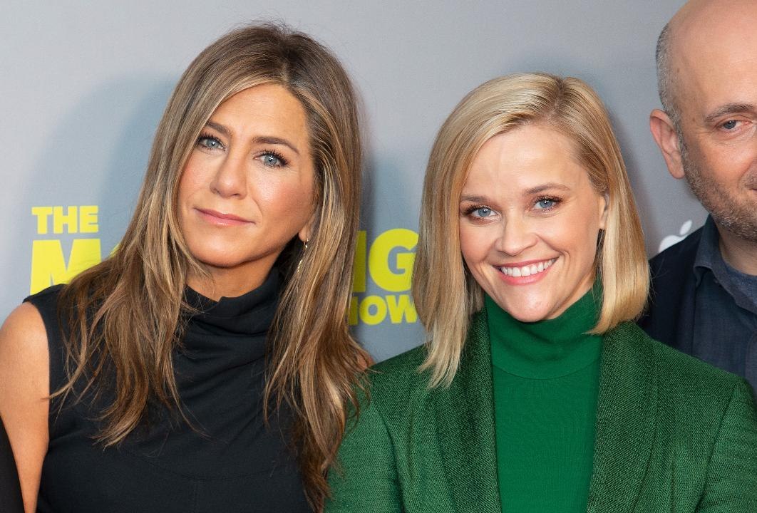 Here’s the Moment When Reese Witherspoon and Jennifer Aniston Drank Beyoncé’s Champagne