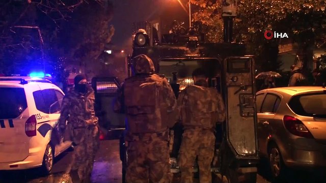 Kadıköy’de hırsızlık şüphelileri polise ateş açtı: 1 polis yaralı