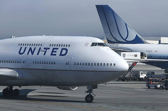 United Airlines Will Match Your American or Delta Flier Status With 90-Day Promotion