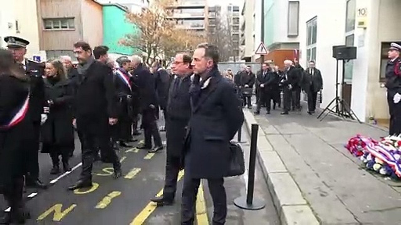 França recorda ataque contra Charlie Hebdo