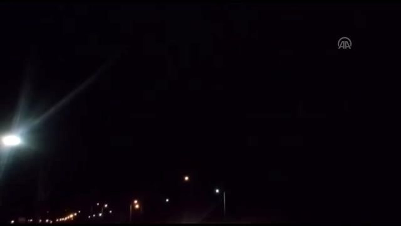 İran Devrim Muhafızları Ordusu ABD'nin Irak'taki üssünü füzelerle vurdu (2)