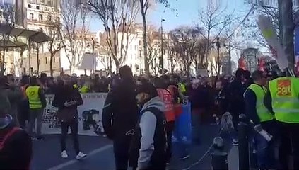 Marseille. Les manifestants se réunissent aux Réformés