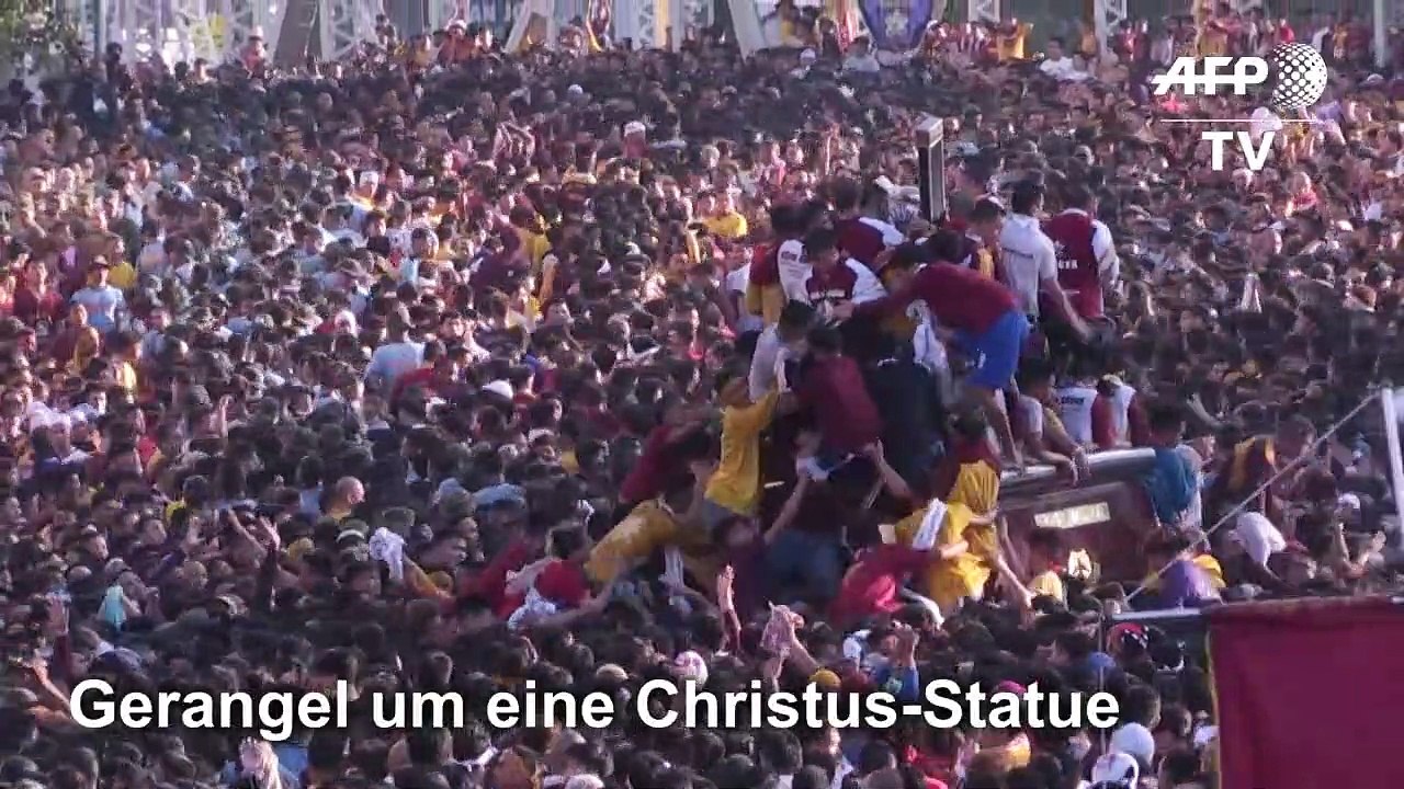 Hunderttausende rangeln in Manila um Jesus-Statue