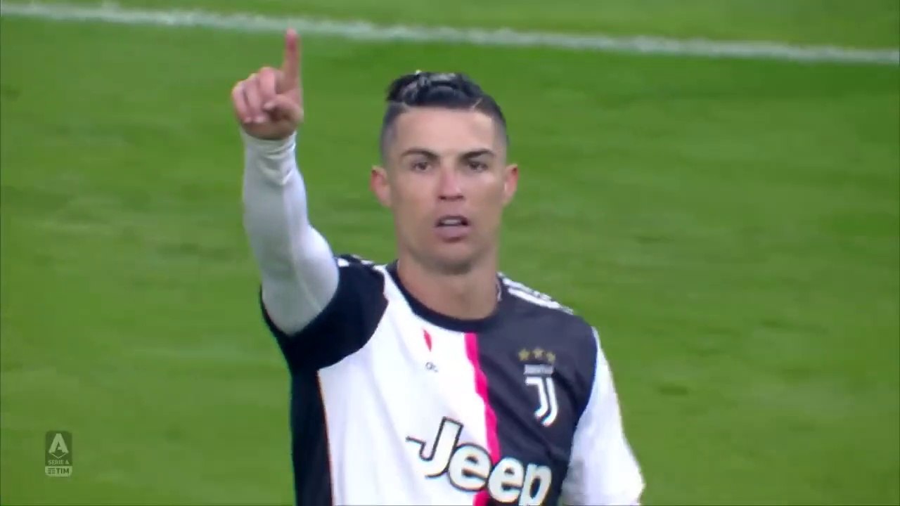 Juventus 4-0 Cagliari _ CR7 scores his first Serie A hat-trick as Juve beat Cagliari _ Serie A TIM