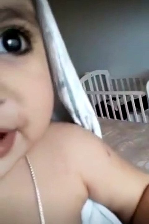 सर्दी में बच्चे को निलहा दिया | baby funny moment | whatsapp status video | status video |