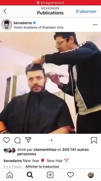 Kev Adams surprend ses fans en changeant radicalement de coupe de cheveux