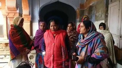 भरतपुर : नसबंदी के लिए अस्पताल पहुंचीं महिलाएं, डॉक्टरों ने ऑपरेशन करने के लिए किया इनकार