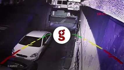 Kadın kılığına girip, 260 bin liralık cep telefonu çaldılar