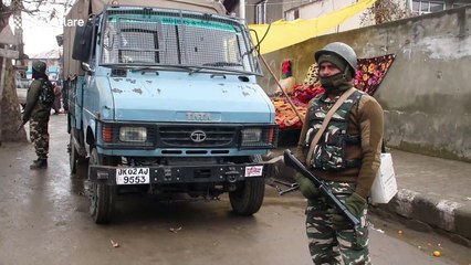 Download Video: Grenade attack on police in Kashmir leaves 2 civilians injured