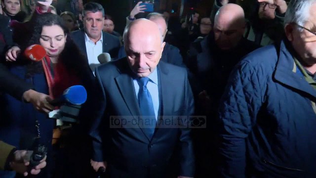 Sot takimi Kurti-Mustafa, në mesditë skadon afati i Thaçit për kryeministrin