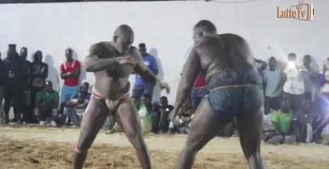 Intégralité combat Thiaka Faye vs An 2000 du dimanche 5 janvier 2020