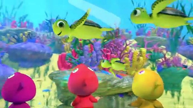 Baby Shark Submarine - CoCoMelon Nursery Rhymes & Kids Songs