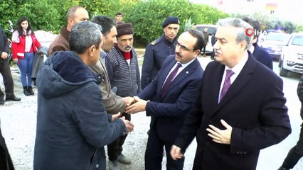 Özkaldı, Mersin'de heyelan mağduru aileye taziyede bulundu