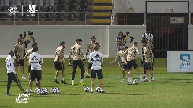 Entrenamiento del Madrid antes de la Supercopa de España