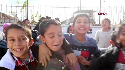 Aydın çocuklara kar jesti