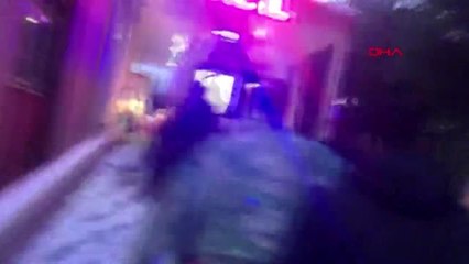 Çığ altında kalan işçiyi 2 metrelik karda kurtarma seferberliği-4