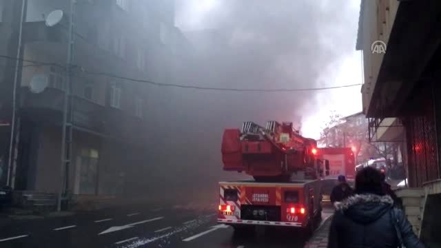 Ümraniye'de atölye yangını