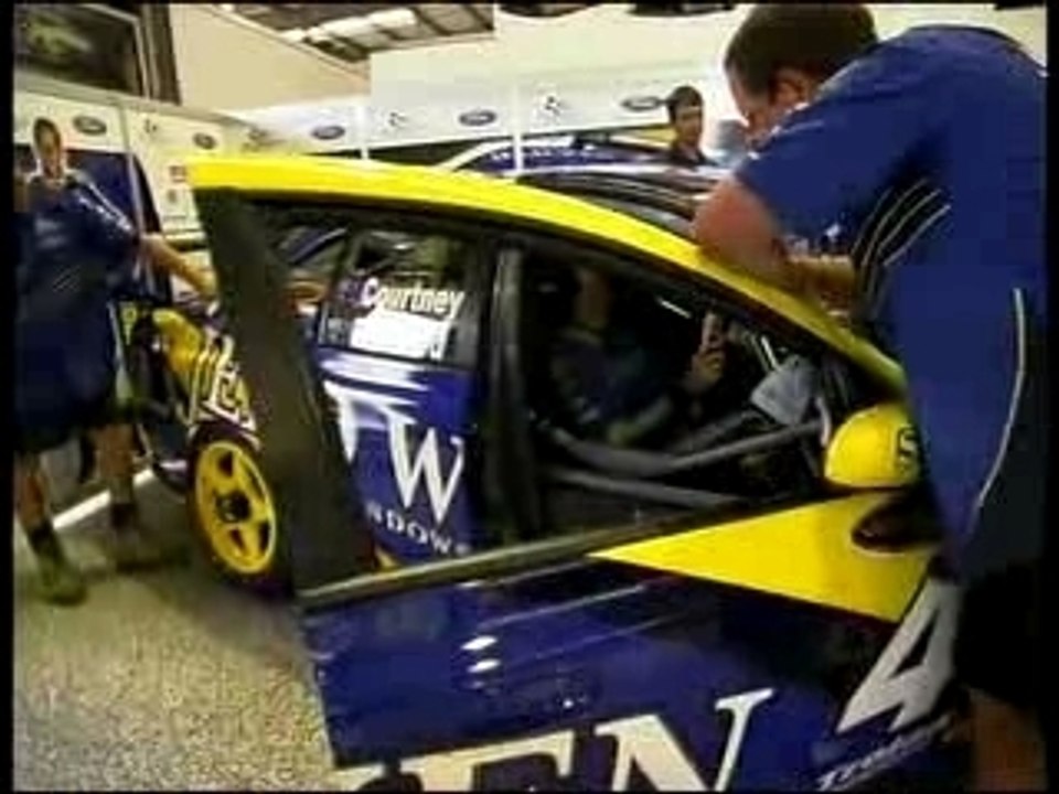 V8 Sings Waltzing Matilda (Exclusive Leaked Video!)