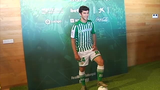 Aleñá explica su salida del Barça al Betis: Estuve muchos partidos sin convocar