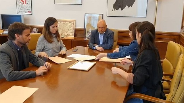 PSOE y Podemos crean una mesa para unificar criterio