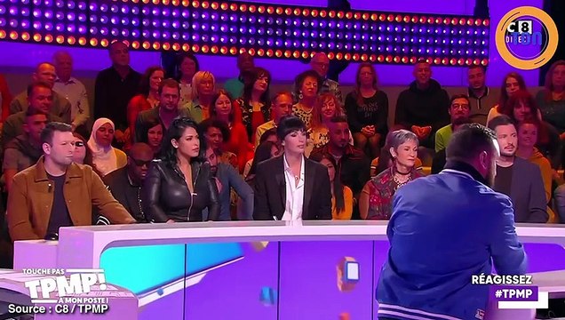 TPMP : Kelly Vedovelli vanne Cyril Hanouna, Jean-Michel Maire la sèche directement