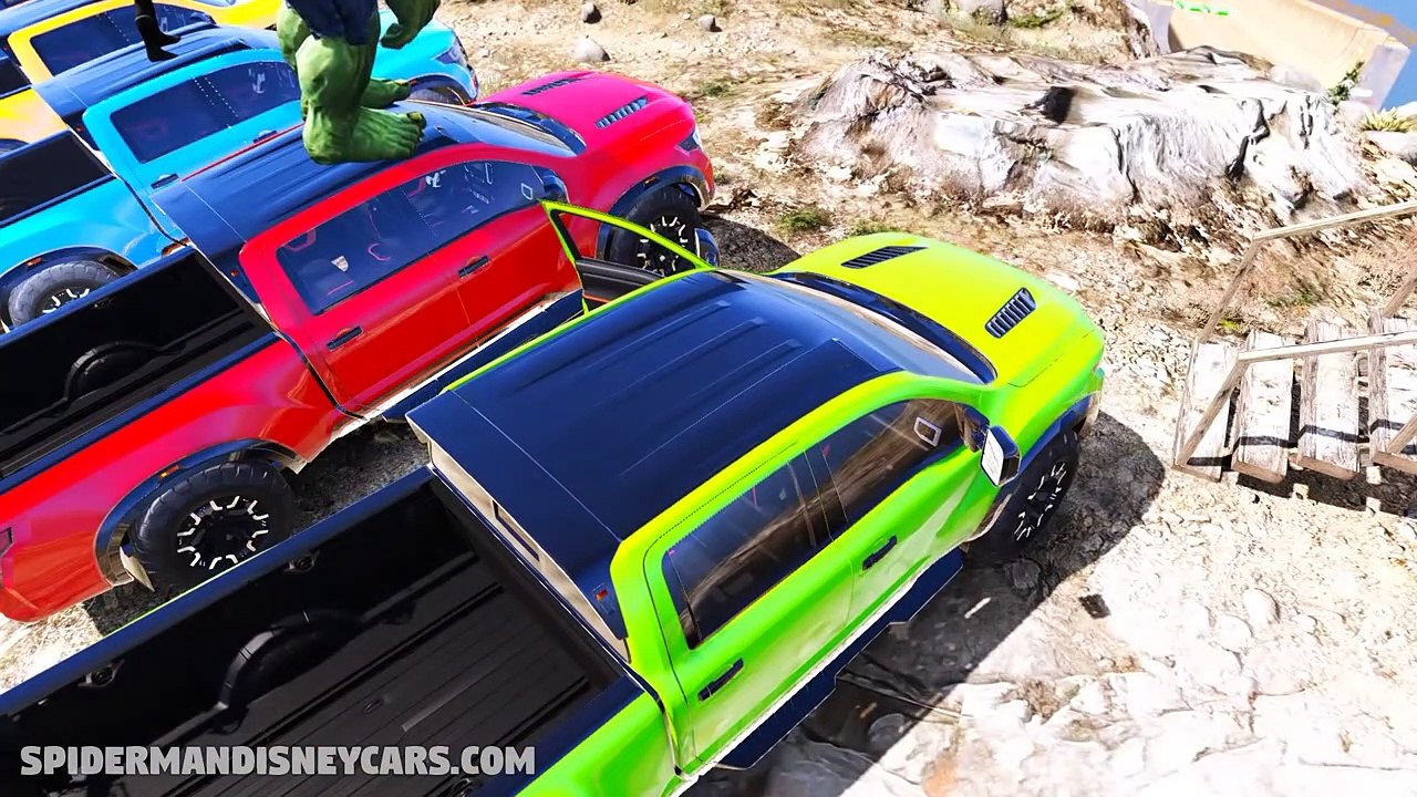 Spiderman With Pickup Cars SUPER HEROES Mega Rampa Cars Challenge - GTA V MODS