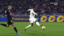 Moussa Dembélé ouvre le score pour l'OL - Coupe de la Ligue BKT