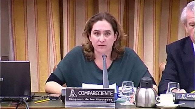 Ada Colau insultando en el Congreso de los Diputados