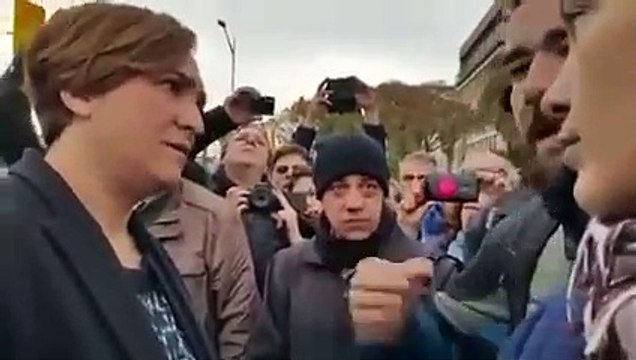 Ada Colau hipócrita con los trabajadores de metro