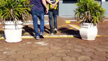 Caminhonete e caminhão se envolvem em colisão na BR-277