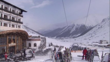 The 5 Best Family-friendly Ski Resorts Cater to Kids — and Kids at Heart