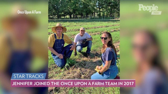 Jennifer Garner Proudly Unveils New Baby Food Made with Squash From the Farm Where Her Mom Grew Up