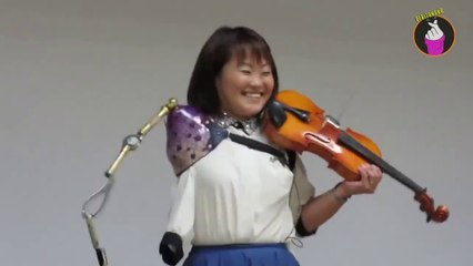 Luar Biasa! Walau Hanya Memiliki Satu Tangan Gadis Cantik Ini Bisa Bermain Biola Layaknya Seorang Pro!