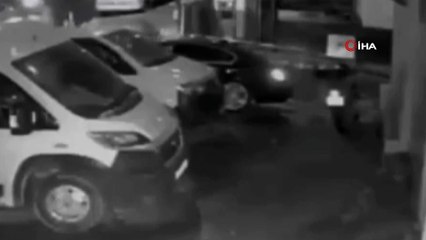 Vatandaşların gözü önünde “pes” dedirten motosiklet hırsızlığı kamerada