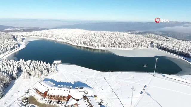 Doğasıyla kendine hayran bırakan 'Topuk Göleti' havadan böyle görüntülendi