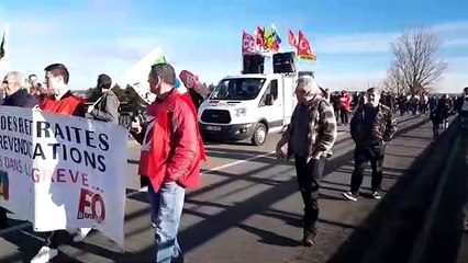 Montbéliard : plus de 1300 manifestants de toutes professions au départ du Pied des Gouttes