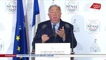 « Je demande, par conséquent, au gouvernement d’attendre les résultats, qu’ils soient positifs ou négatifs, de la conférence de financement avant de saisir le Parlement d’un projet de loi ».