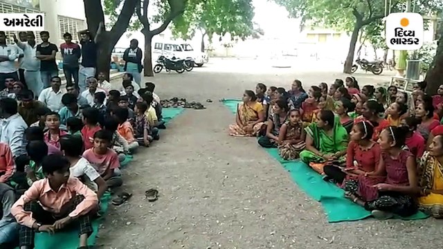 DPEOએ કહ્યું પગાર ગામ ચૂકવશે? ને યુવાને એક લાખ ધરી દીધા