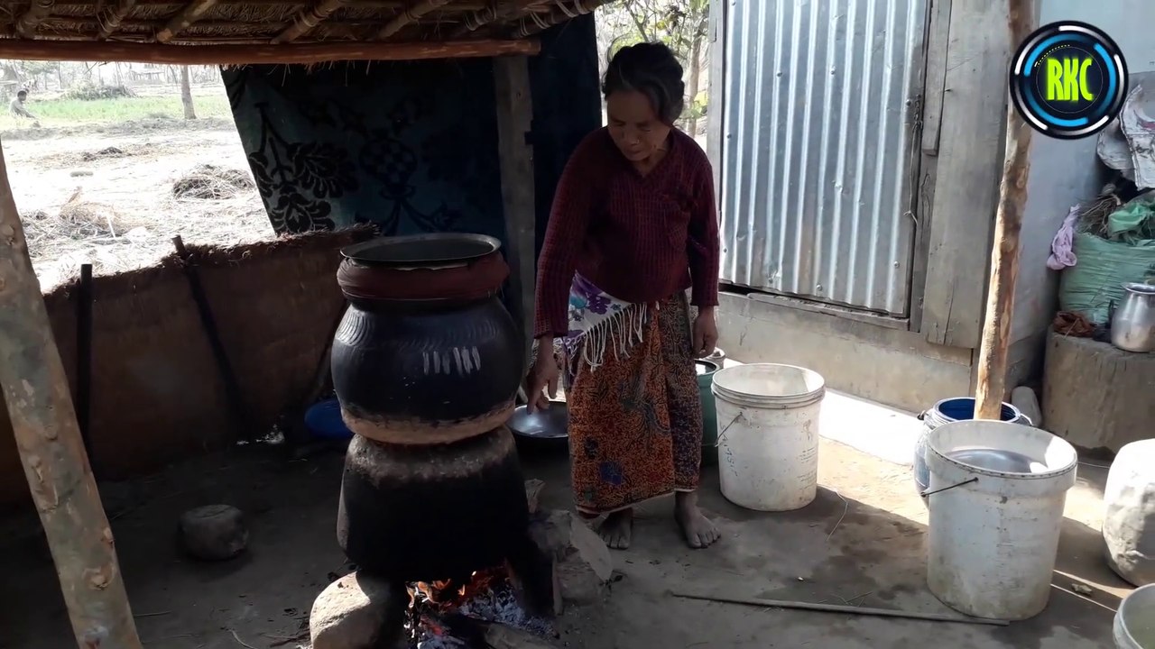 Wine Making in Nepal रक्सी बनाउँदै ।
